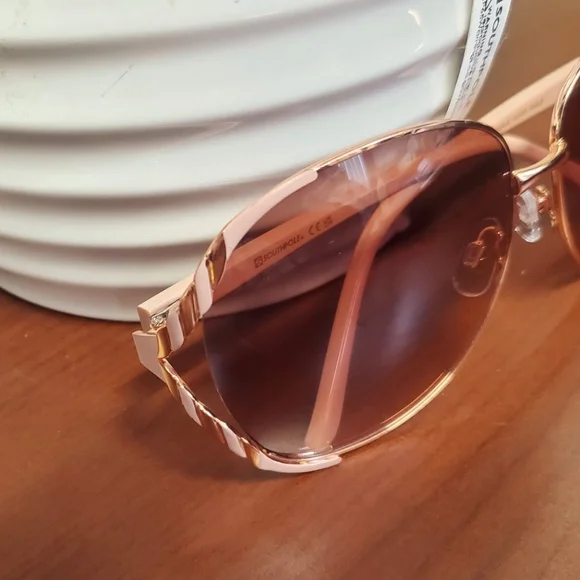 Southpole 1027SP Vented Metal UV Protective Round Sunglasses for Women - Picture 8 of 9